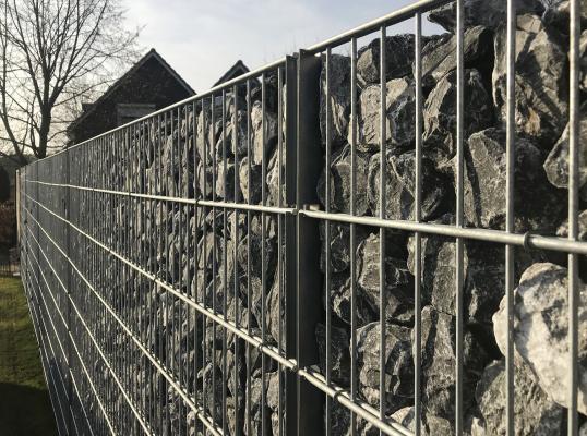 Gabion fence