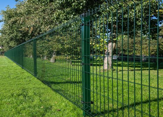 V mesh fencing