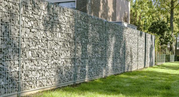 Gabion fence